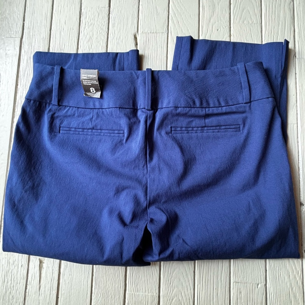 New The Limited Size 8 Blue Stretch Capri